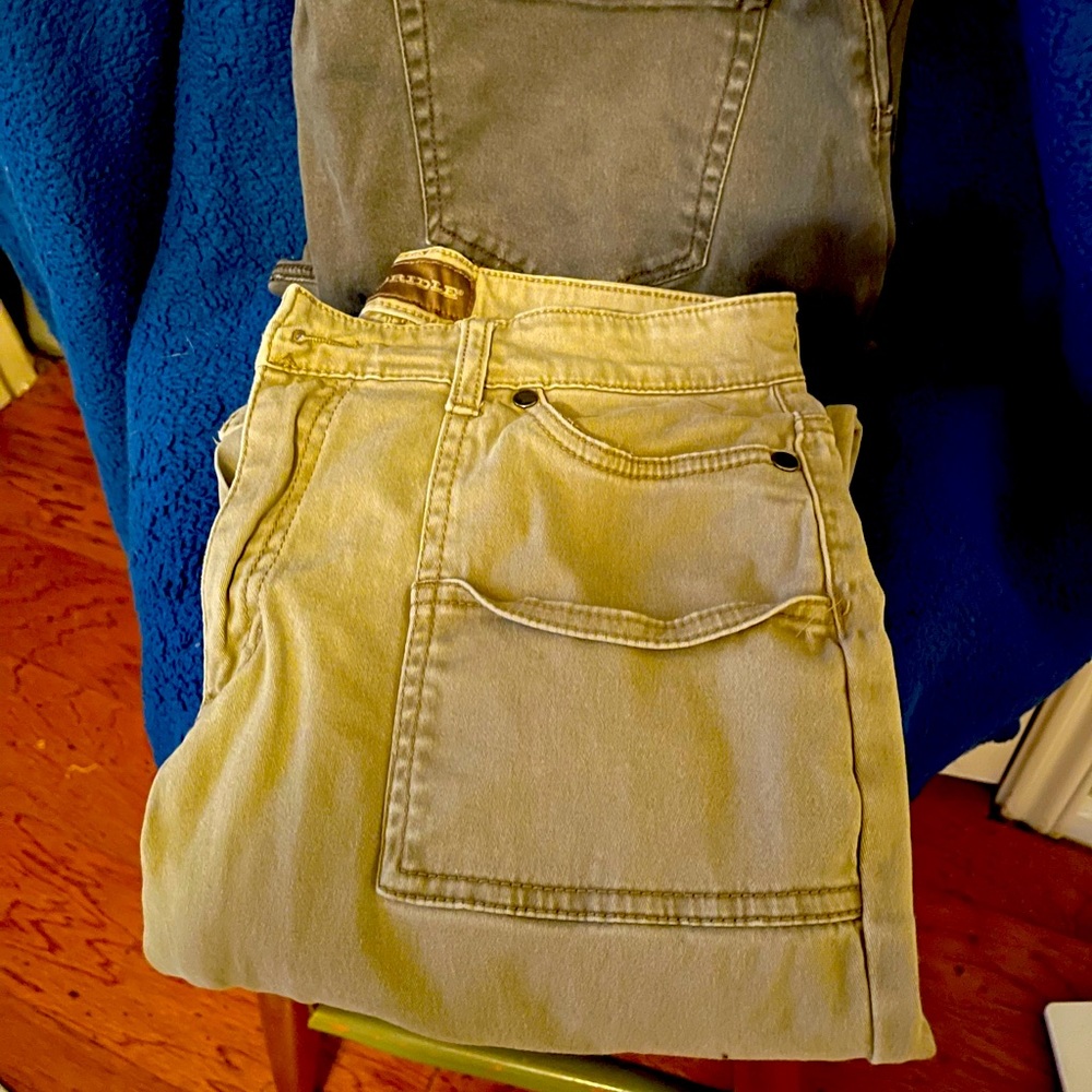 Selling 2 pair of Brit and bridle cargo jeans 1 gray and 1 khaki